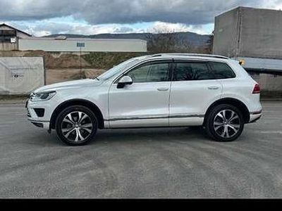 Gebraucht VW Touareg Exclusive 262 PS (192 kW) 2015 Weiß SUV