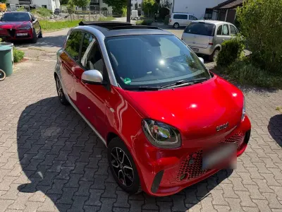 Gebraucht Smart ForFour Electric Drive 60 kW (82 PS) 2021 Rot Kleinwagen