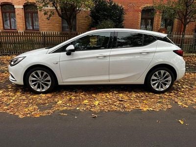 Weiß Gebraucht 2016 Opel Astra Innovation Limousine | 8.999 € (Guter Preis)