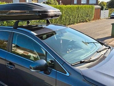 Gebraucht Toyota Avensis 126 PS (92 kW) 2011 Blau Kombi