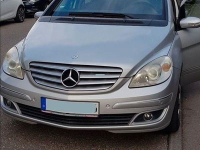 Gebraucht Mercedes B170 116 PS (85 kW) 2005 Silber Van / Kleinbus