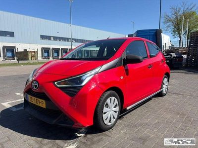 Gebraucht Toyota Aygo 72 PS (52 kW) 2019 Rot Kleinwagen