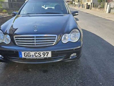 Mercedes C200