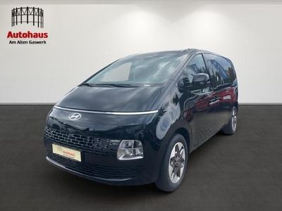 Neu Hyundai Staria Prime 224 PS (164 kW) 2025 Abyss black / mic (schwarz) Van / Kleinbus