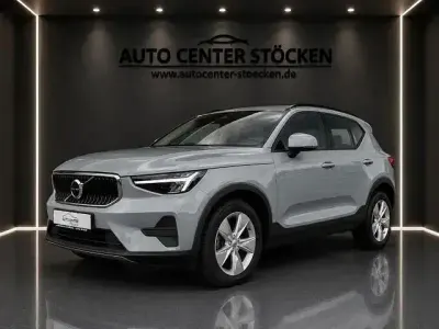 Gebraucht Volvo XC40 129 PS (94 kW) 2024 Grau SUV