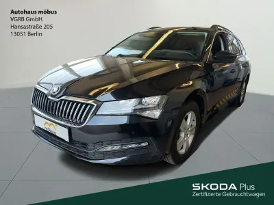 Gebraucht Skoda Superb Ambition 150 PS (110 kW) 2024 Blackmagic perleffekt Kombi