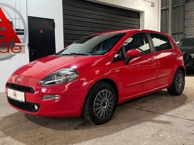 Gebraucht Fiat Punto Pop 75 PS (55 kW) 2013 Rot Kleinwagen
