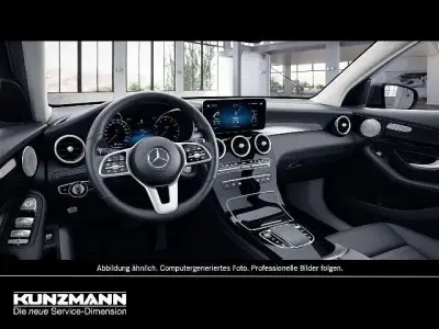 Gebraucht Mercedes GLC300e 320 PS (235 kW) 2021 SUV