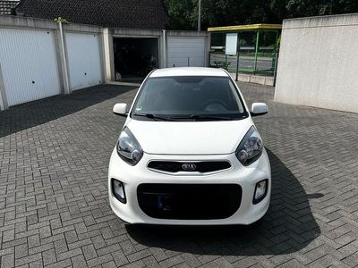 Weiß Gebraucht 2017 Kia Picanto Kleinwagen | 5.550 € (Fairer Preis)