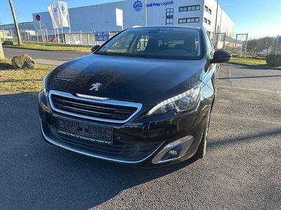 Gebraucht Peugeot 308 SW Allure 120 PS (88 kW) 2016 Schwarz Kombi