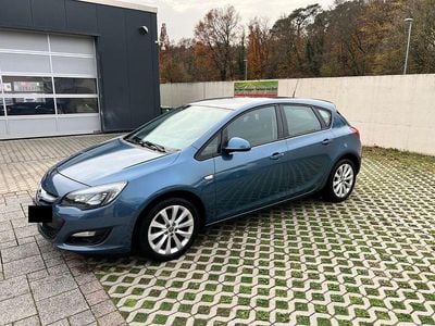 Blau Gebraucht 2013 Opel Astra Edition Limousine | 5.500 € (Fairer Preis)