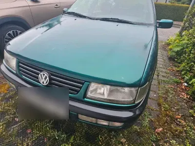 Gebraucht VW Passat 90 PS (66 kW) 1996 Grün Kombi