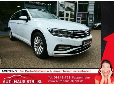 Używany VW Passat Business 150 KM (110 kW) 2023 Biały Kombi