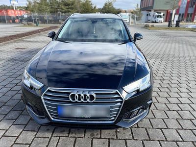 Second-hand Audi A4 150 CP (110 kW) 2019 Negru Break