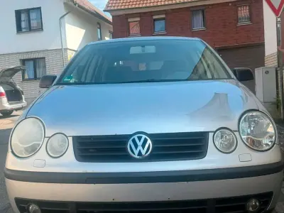 Gebraucht VW Polo 75 PS (55 kW) 2003 Silber Kleinwagen