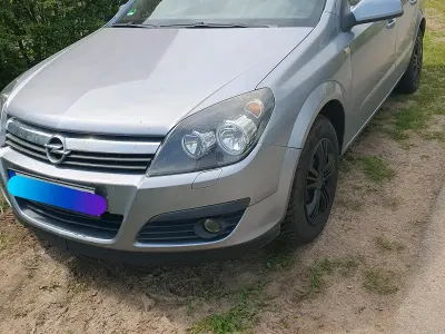 Gebraucht Opel Astra 105 PS (77 kW) 2005 Kombi