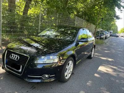 Gebraucht Audi A3 Attraction 105 PS (77 kW) 2012 Schwarz Kleinwagen