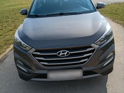 Usata Hyundai Tucson 141 CV (103 kW) 2016 Marrone SUV