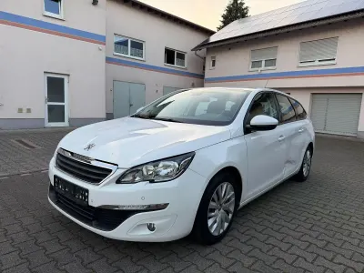Gebraucht Peugeot 308 SW Allure 116 PS (85 kW) 2014 Weiß Kombi