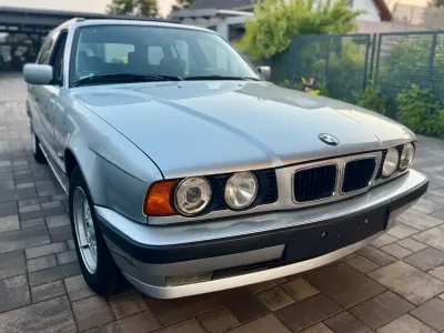 Gebraucht BMW 520 Executive 150 PS (110 kW) 1996 Silber Kombi
