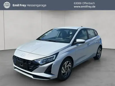 Neu Hyundai i20 Trend 90 PS (66 kW) 2026 Grau Kleinwagen