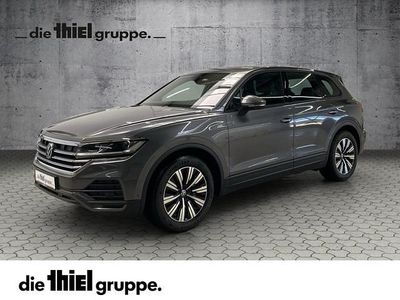 Gebraucht VW Touareg Basis 231 PS (169 kW) 2024 Grau SUV