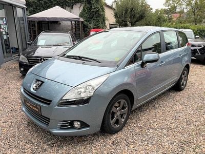 Gebraucht Peugeot 5008 Premium 120 PS (88 kW) 2010 Blau Van / Kleinbus