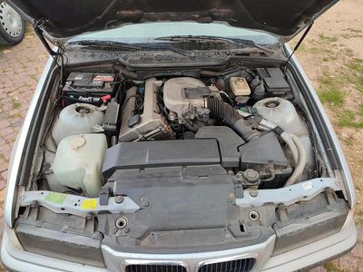 BMW 318 Compact