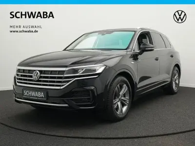 Gebraucht VW Touareg Elegance 231 PS (169 kW) 2022 Deep black perleffekt SUV