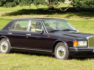 Gebraucht Rolls Royce Silver Spur 300 PS (220 kW) 1997 Violett Limousine