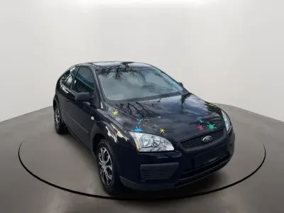 Gebraucht Ford Focus Ambiente 80 PS (58 kW) 2005 Blau Limousine