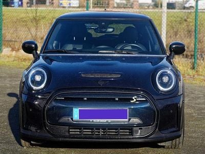Gebraucht Mini Cooper SE 135 kW (184 PS) 2021 Schwarz Kleinwagen