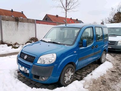 Blau Gebraucht 2008 Fiat Doblò Van / Kleinbus | 2.400 € (Fairer Preis)