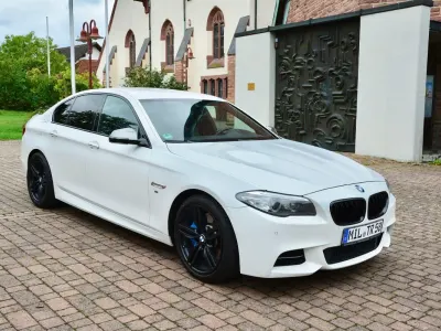 Gebraucht BMW M550 Performance 381 PS (280 kW) 2015 Weiß Limousine