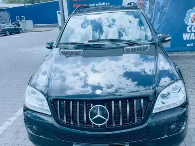 Gebraucht Mercedes ML320 240 PS (176 kW) 2006 Schwarz SUV