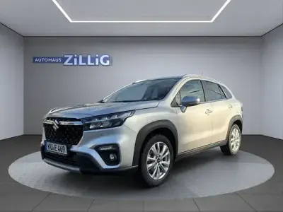 Gebraucht Suzuki SX4 S-Cross Comfort 129 PS (94 kW) 2024 Silber SUV