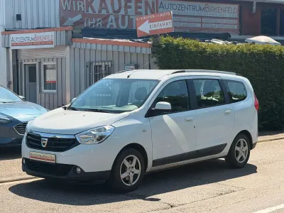 Gebraucht Dacia Lodgy Prestige 116 PS (85 kW) 2015 Weiß Van / Kleinbus