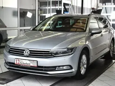 Gebraucht VW Passat 190 PS (139 kW) 2019 Reflexsilber metallic Kombi