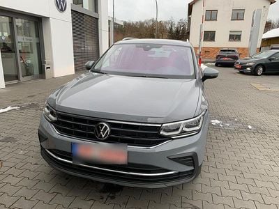 Usata VW Tiguan 150 CV (110 kW) 2022 Grigio SUV