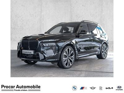 Gebraucht BMW X7 M Sport 352 PS (258 kW) 2025 Schwarz SUV