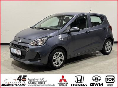 Gebraucht Hyundai i10 Select 67 PS (49 kW) 2019 Grau Kleinwagen