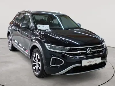 Gebraucht VW T-Roc Style 116 PS (85 kW) 2023 Deep black pearlescent SUV