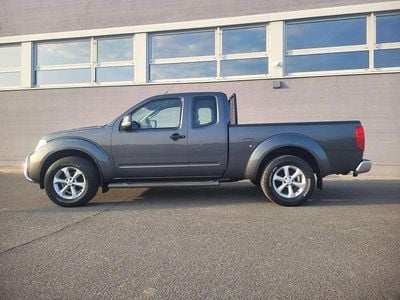 Blue grey (m) Gebraucht 2011 Nissan Navara SE Abholung | 18.900 €