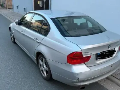 Gebraucht BMW 320 163 PS (119 kW) 2005 Silber Limousine