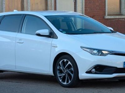 Toyota Auris Hybrid