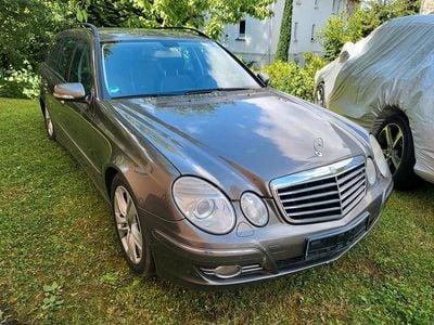 Mercedes E320
