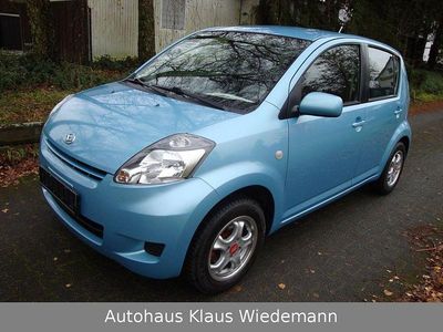 Gebraucht Daihatsu Sirion 91 PS (66 kW) 2008 Blau Kleinwagen