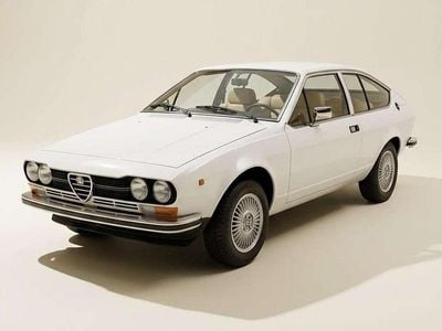 Gebraucht Alfa Romeo Alfetta GT/GTV Lusso 131 PS (96 kW) 1978 Weiß Coupé
