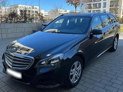 Gebraucht Mercedes E250 Elegance 204 PS (150 kW) 2013 Schwarz Kombi