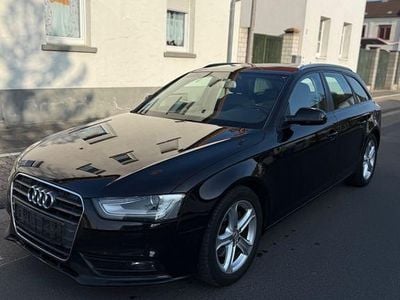 Schwarz Gebraucht 2013 Audi A4 Ambition Kombi | 5.200 € (Guter Preis)
